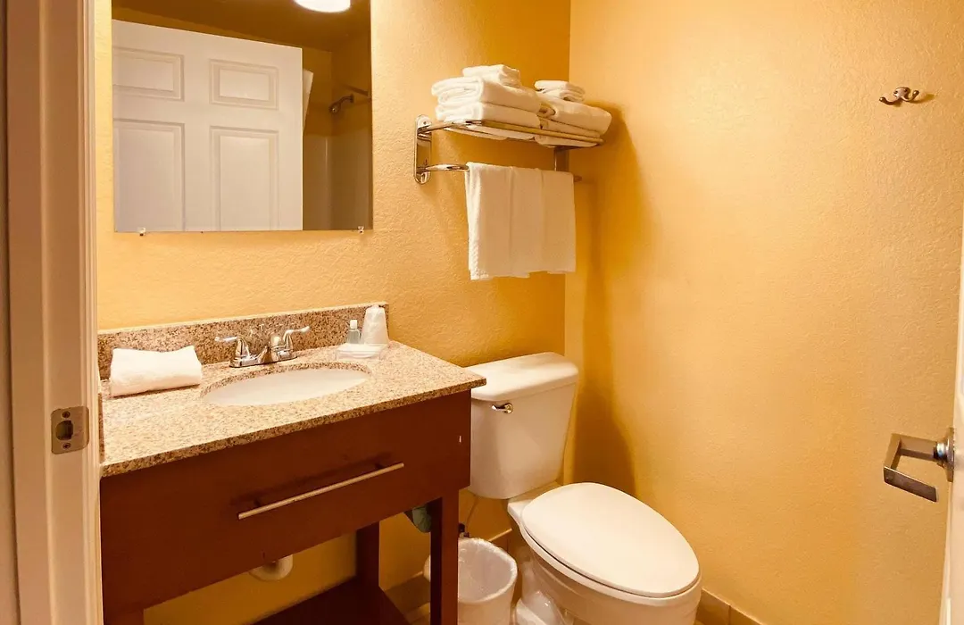 Suburban Studios Fort Myers Cape Coral-1