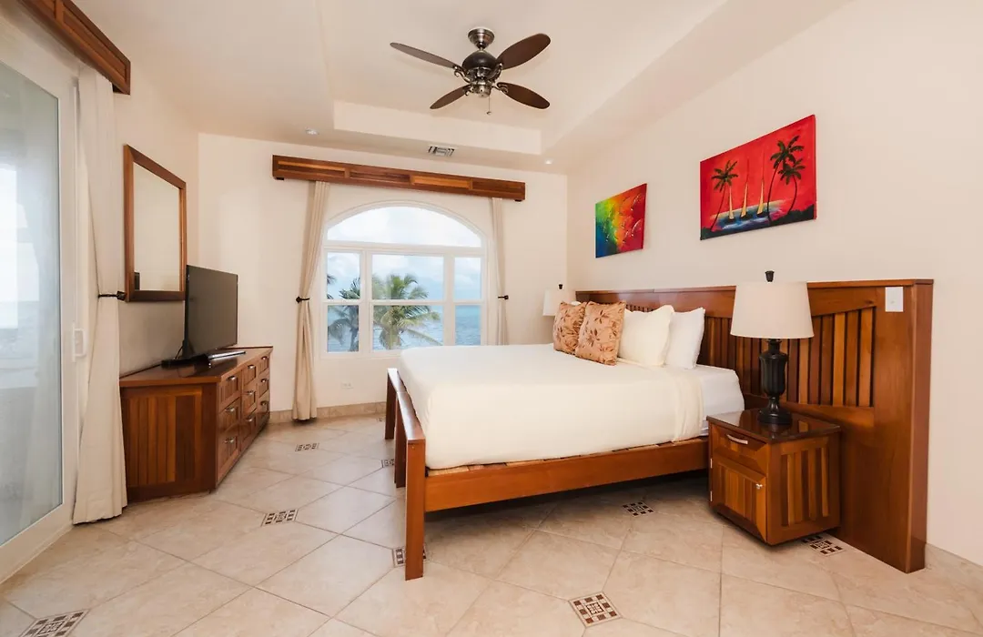 Grand Caribe Belize-1