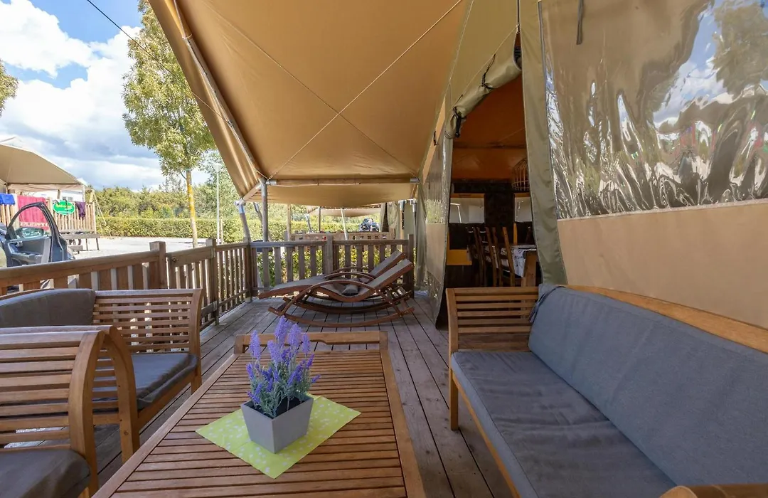 Camping Village Lago Maggiore-1
