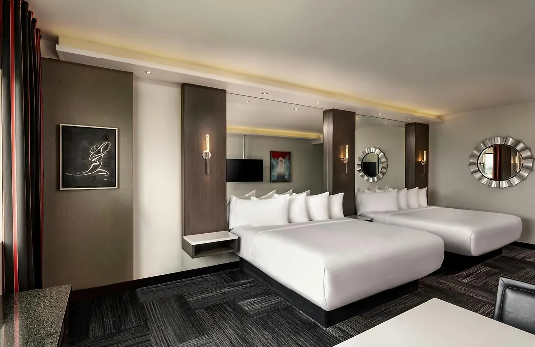 The Davenport Grand, Autograph Collection-1