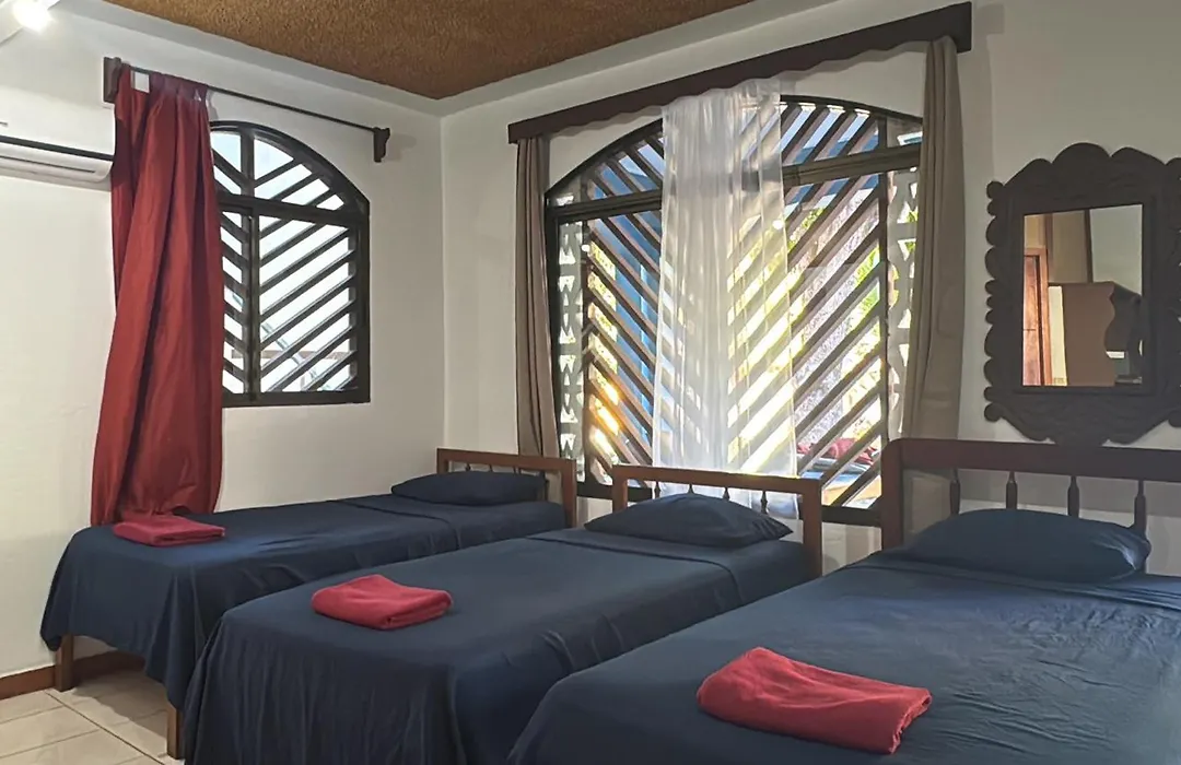 Hotel Marielos Tamarindo-1