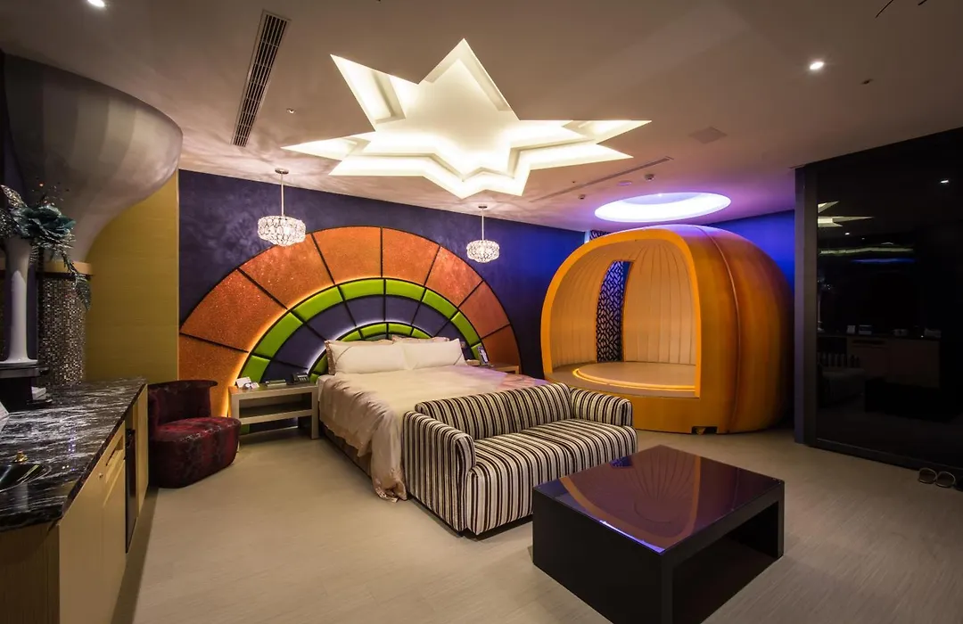 U-Her Hotel-1