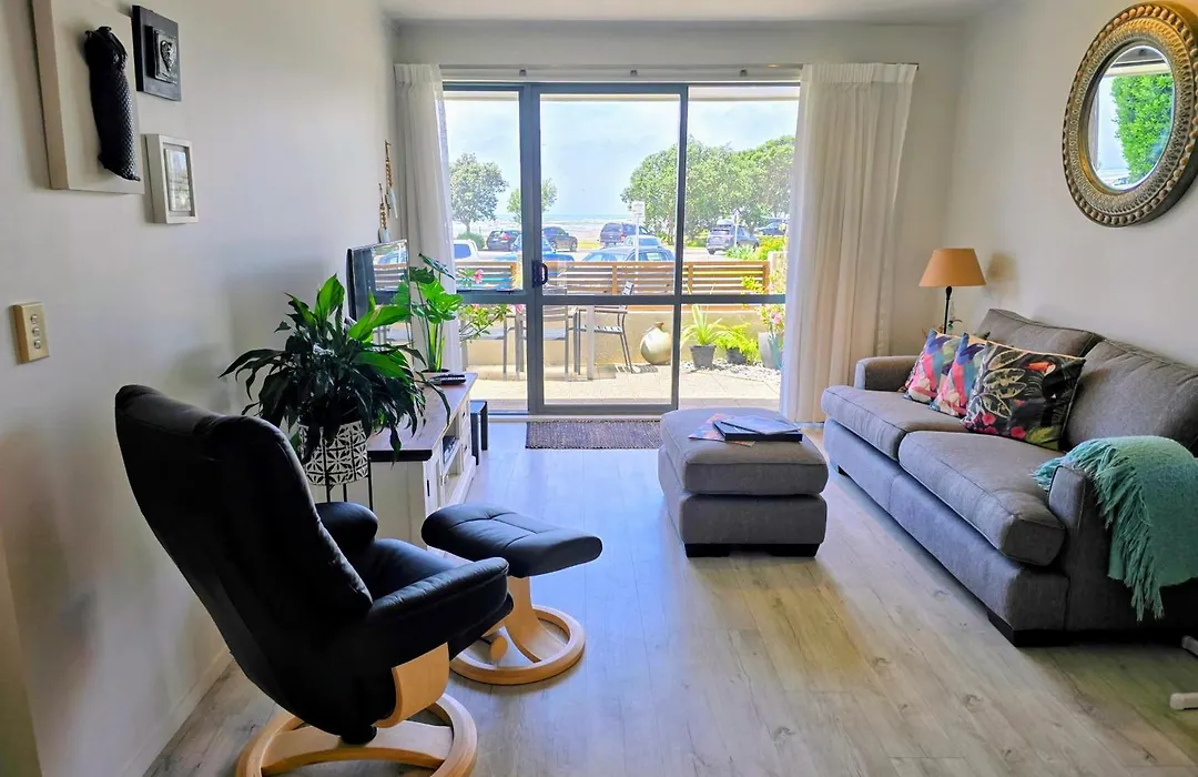 Beachpoint Apartments-1