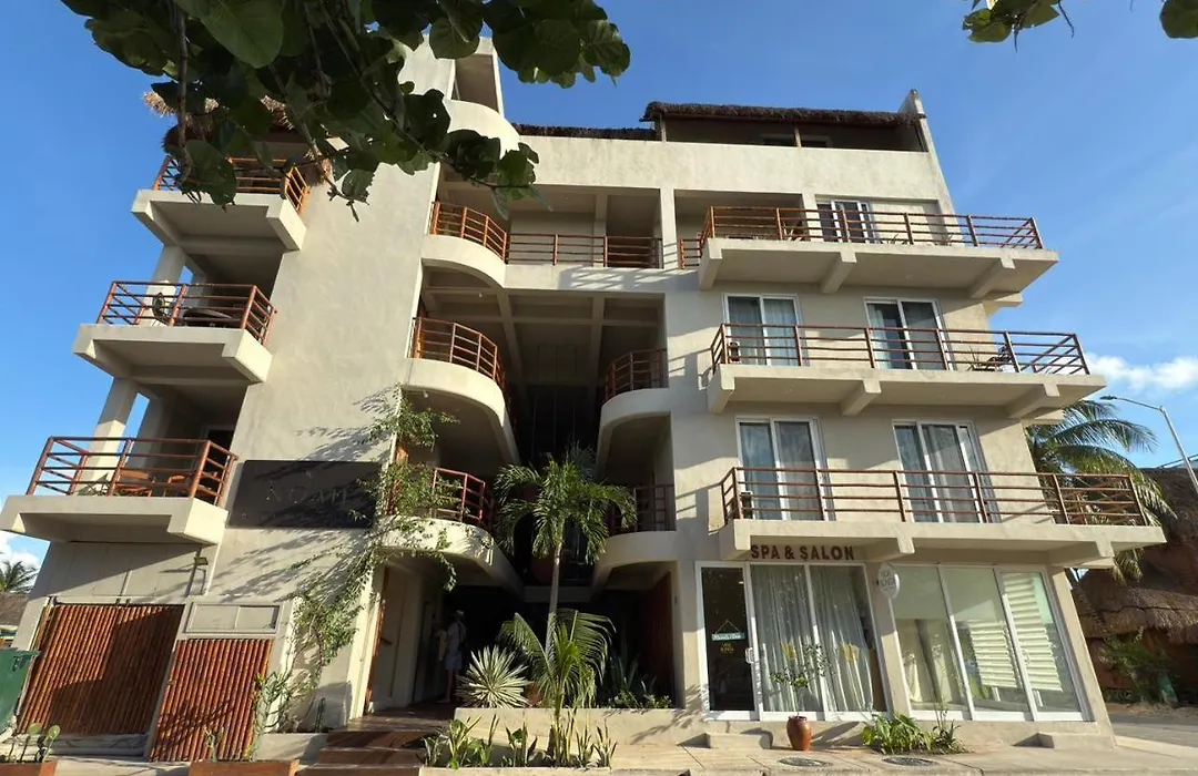 Noah Beach Hotel & Suites-1