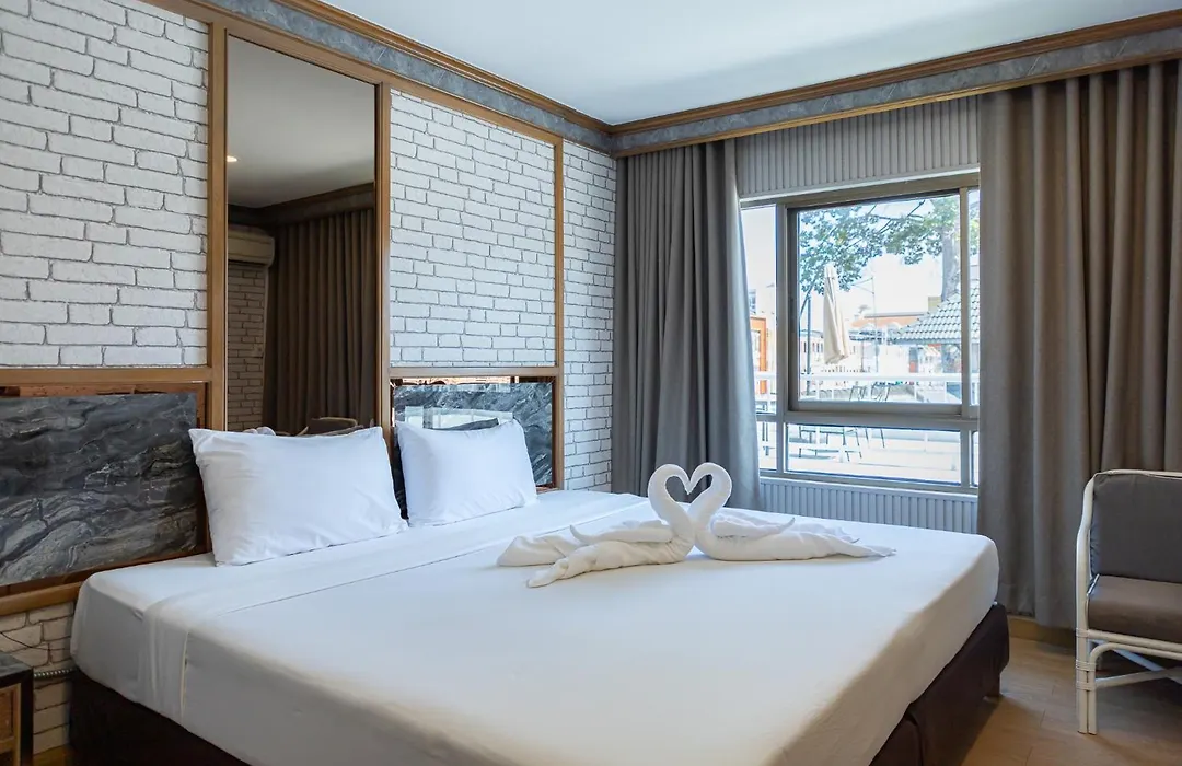 Hotel Pattaya Beach-1