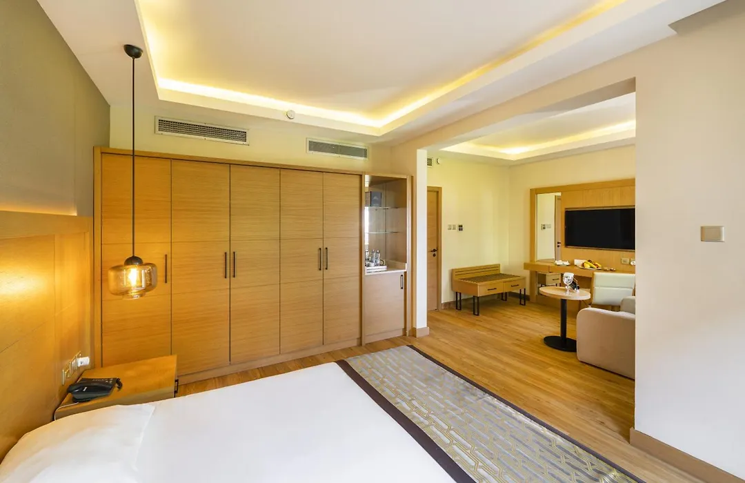 Salamis Bay Conti Resort Hotel & Casino-1