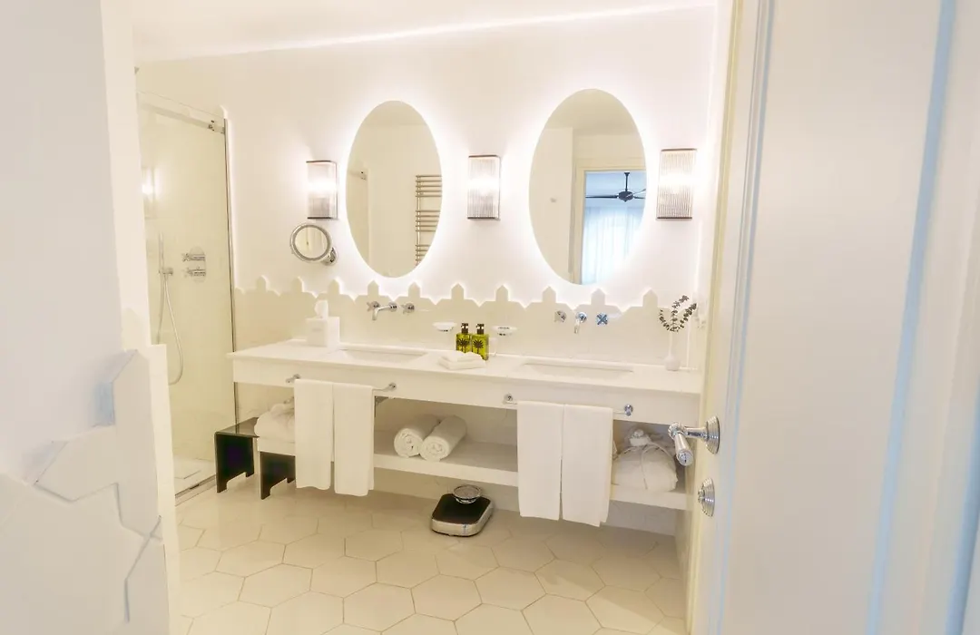 Furore Grand Hotel-1