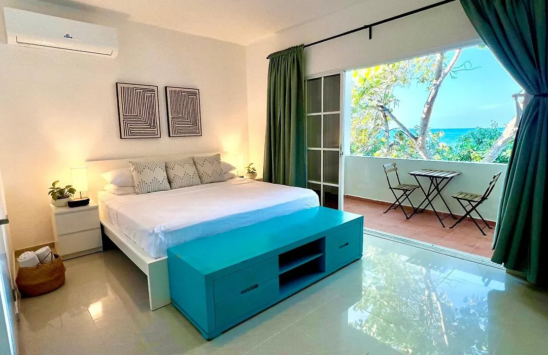 Blue Island Punta Rucia-1
