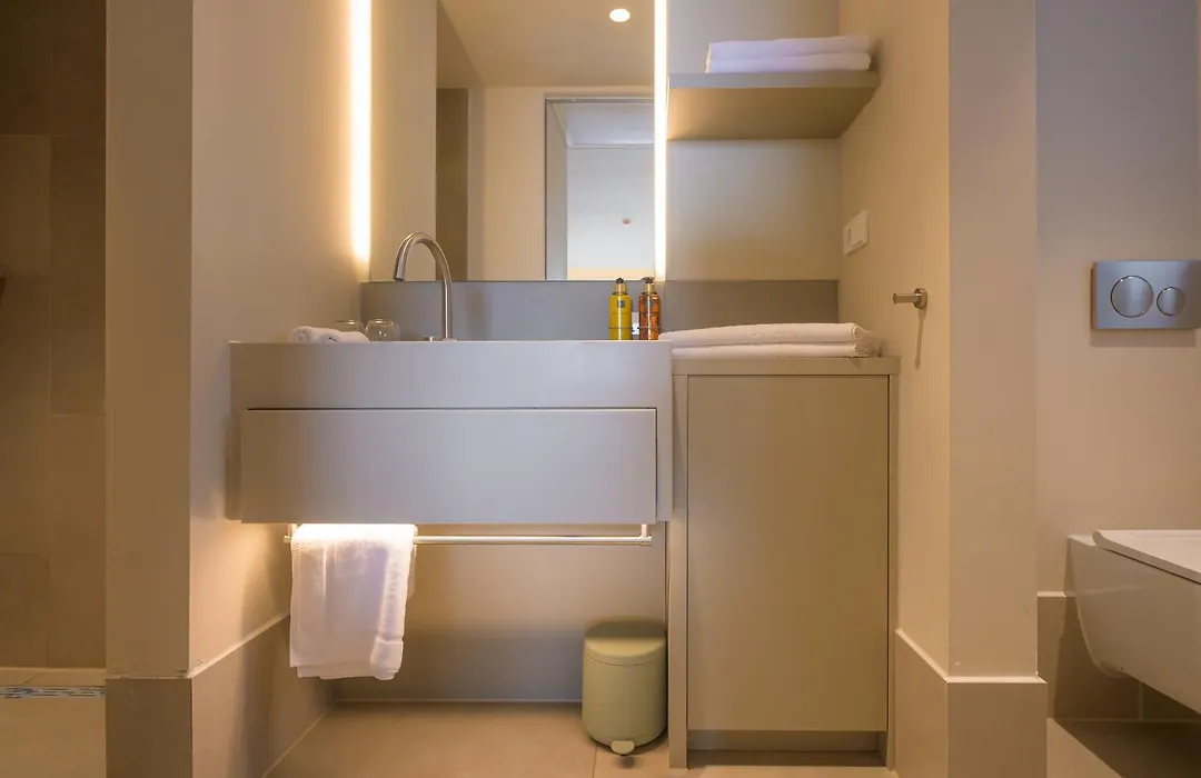 Art Hotel Curacao - Luxury Adults Only-1