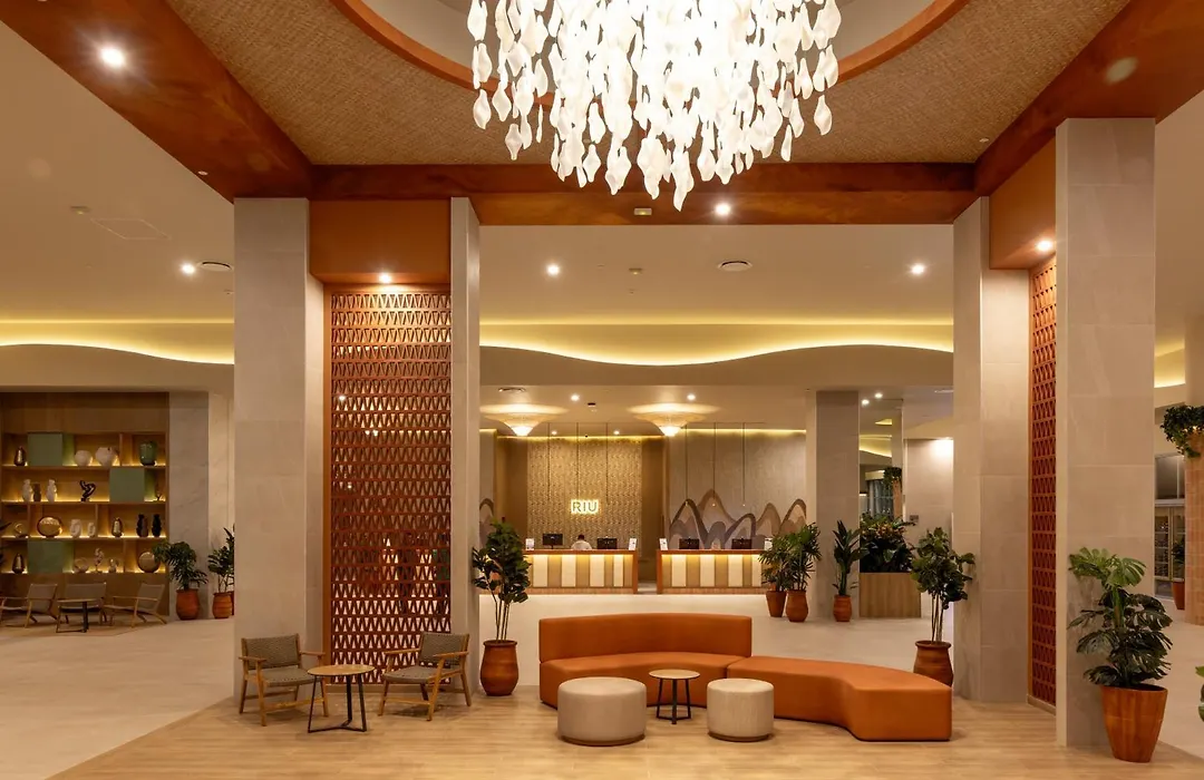 Riu Ventura-1