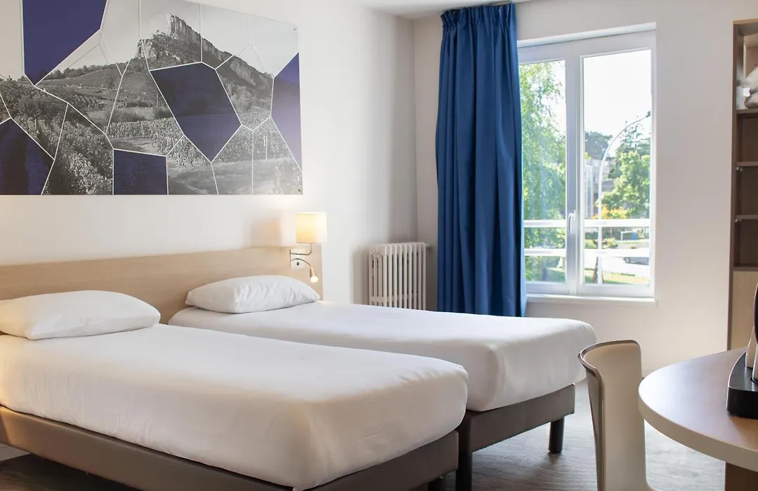 Brit Hotel Mâcon Centre Gare-1