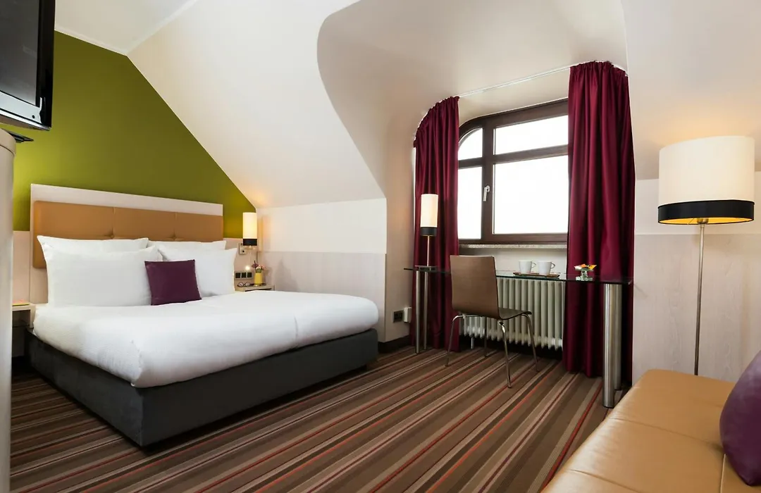 Leonardo Hotel&Residenz Muenchen-1
