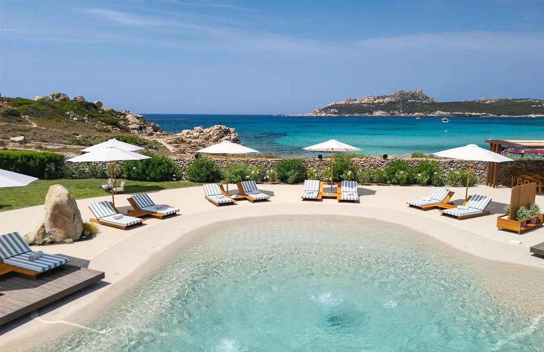 Mangia'S Santa Teresa Sardinia, Curio Collection By Hilton-1