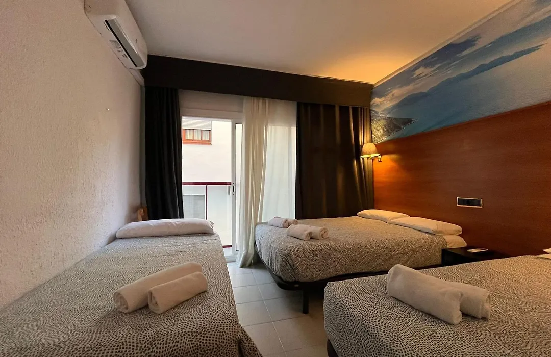 Hotel Maremagnum-1