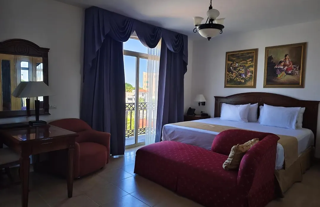 Hotel Hacienda Real-1