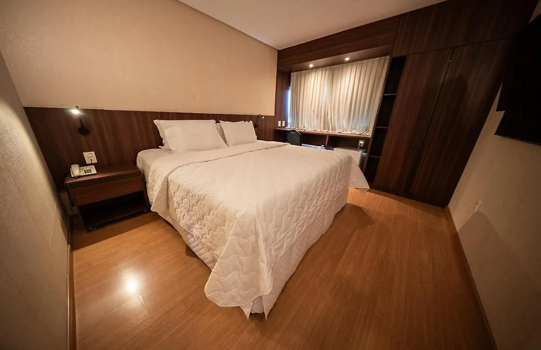 Hotel Serrano-1