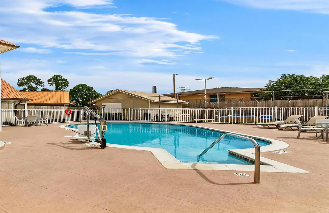 Surestay Studio By Best Western Pensacola-1