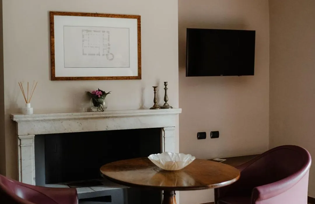 Albergo Dell'Agenzia-1