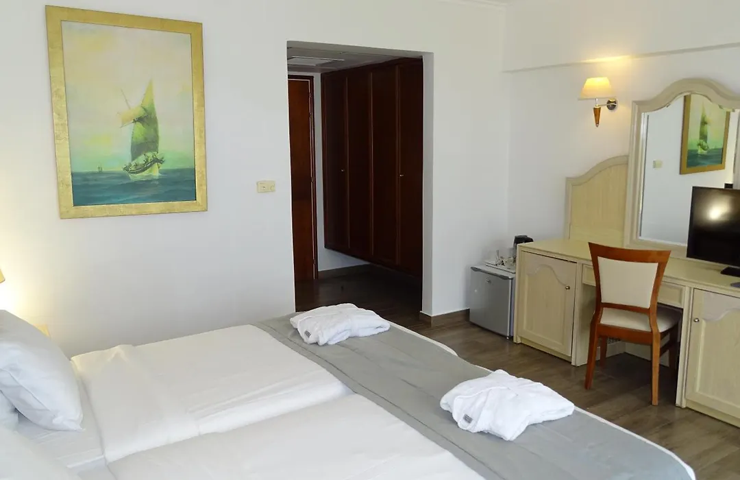 Kipriotis Panorama Hotel & Suites By Anayia All Inclusive Resorts-1