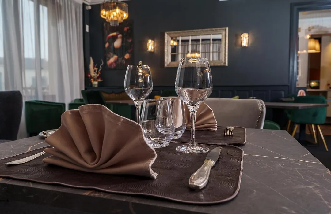 Logis Hotel Le Parc-1