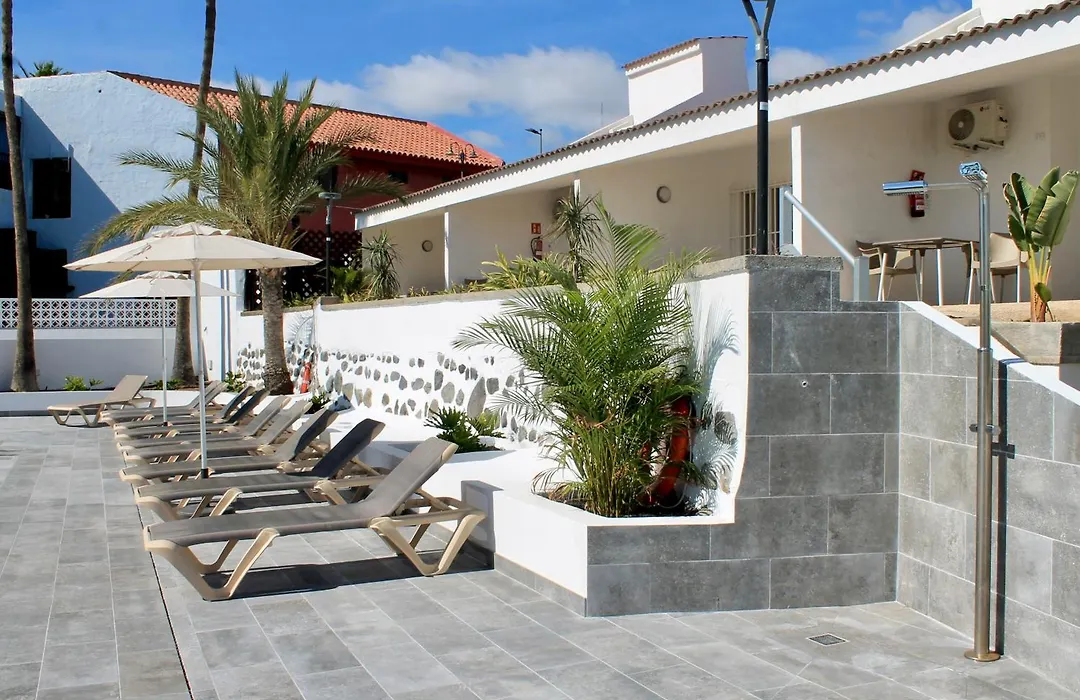 Makai Bungalows-1