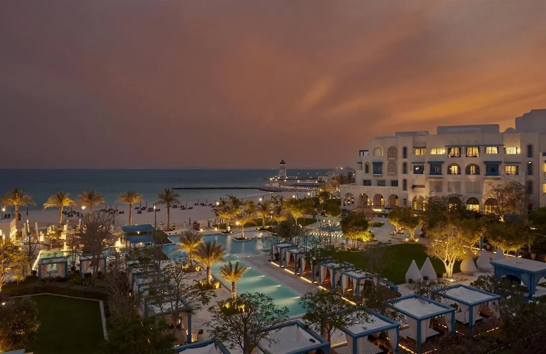 Hilton Salwa Beach Resort And Villas-1