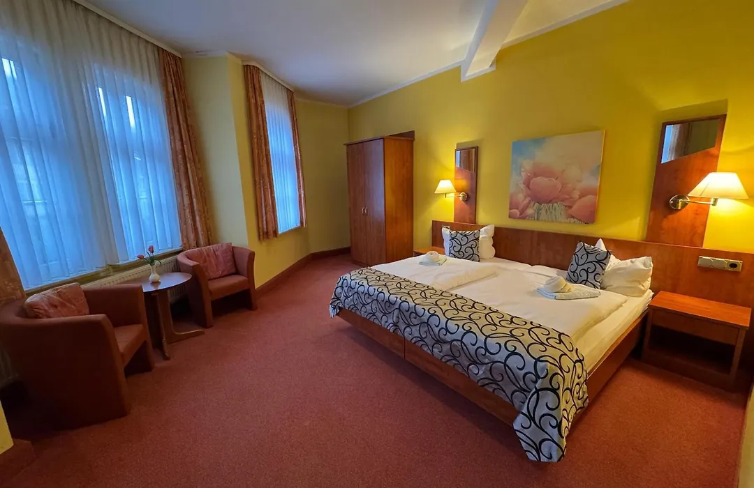 Hotel Zum Kanzler-1