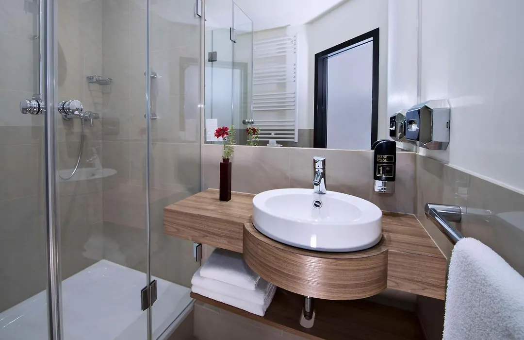 Best Western Hotel Brunnenhof-1