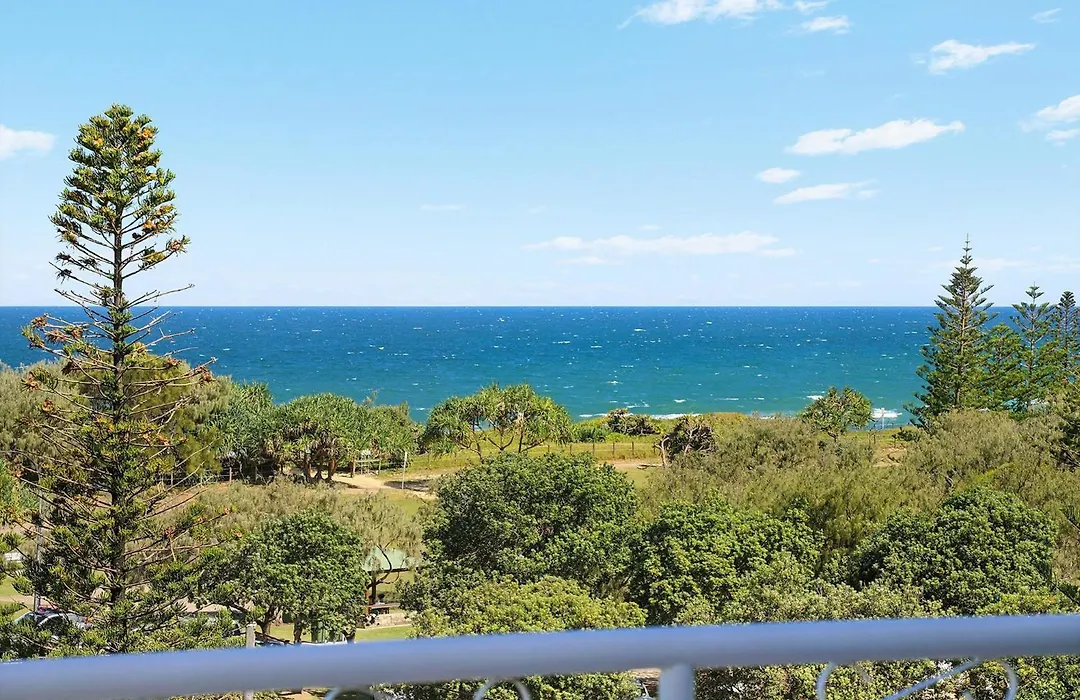 Beachside Resort Kawana Waters-1