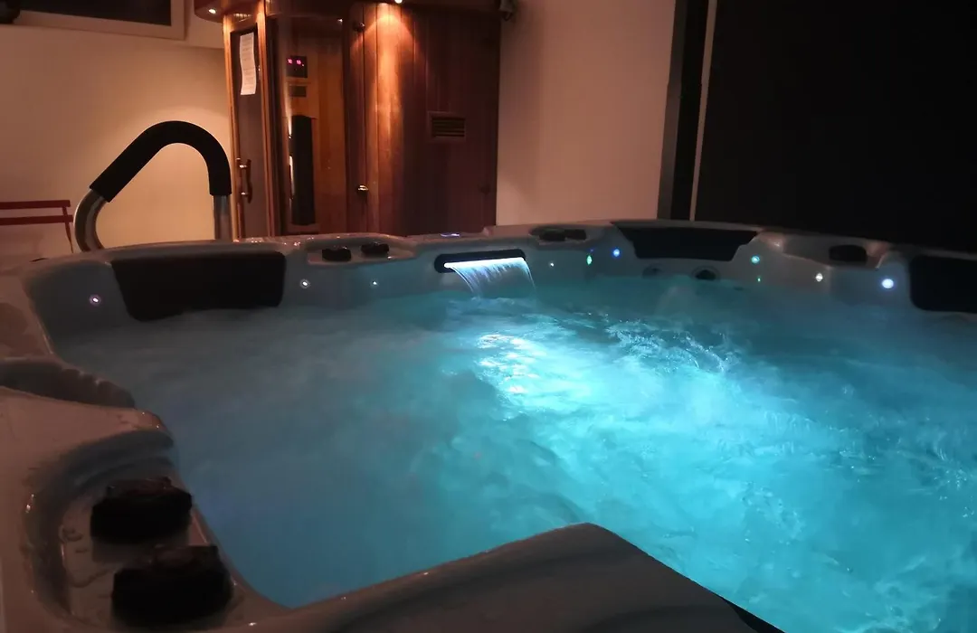 Le Clos Des Pommiers, Chambres D'Hotes & Spa-1