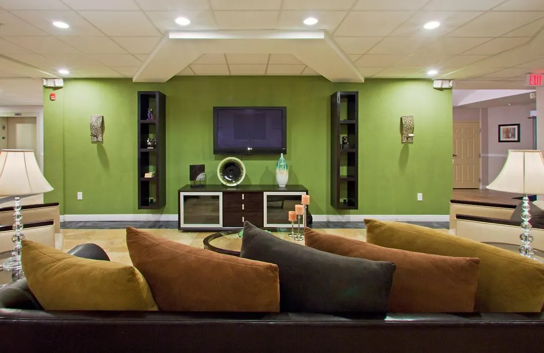 Holiday Inn Express West Palm Beach Metrocentre By Ihg-1