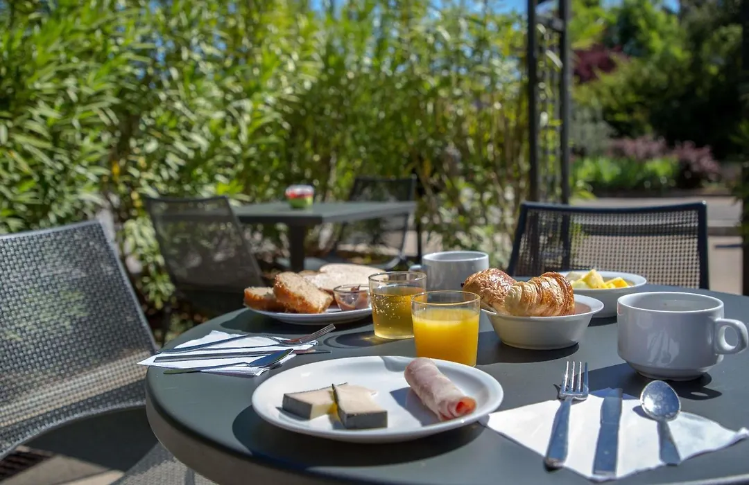 Ibis Budget Brignoles Provence-1