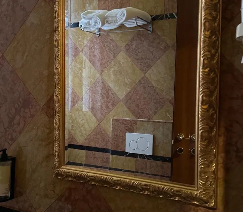 Hotel Diana-1