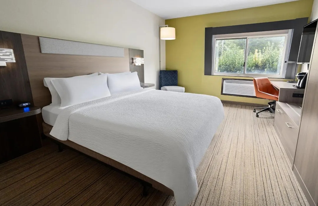 Holiday Inn Express Stony Brook-Long Island By Ihg-1