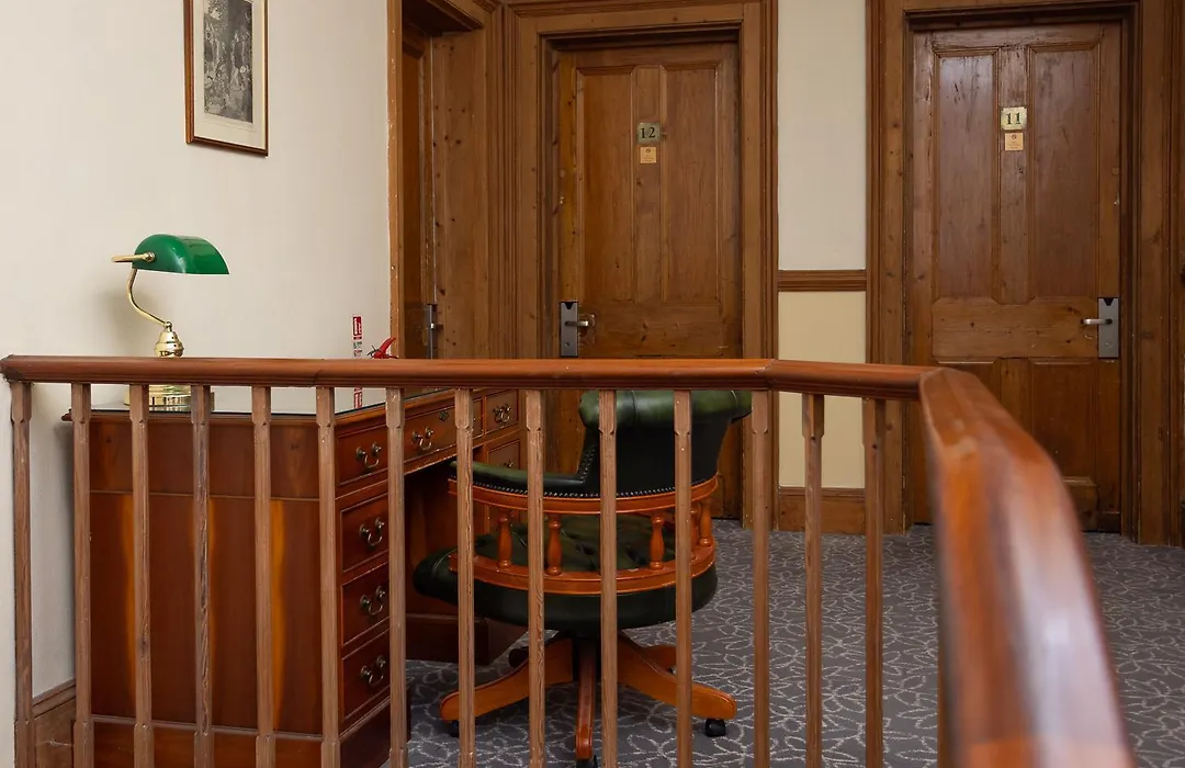 New Holmwood Hotel-1