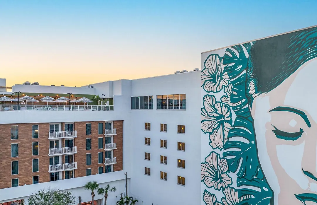 The Hiatus Clearwater Beach, Curio Collection By Hilton-1