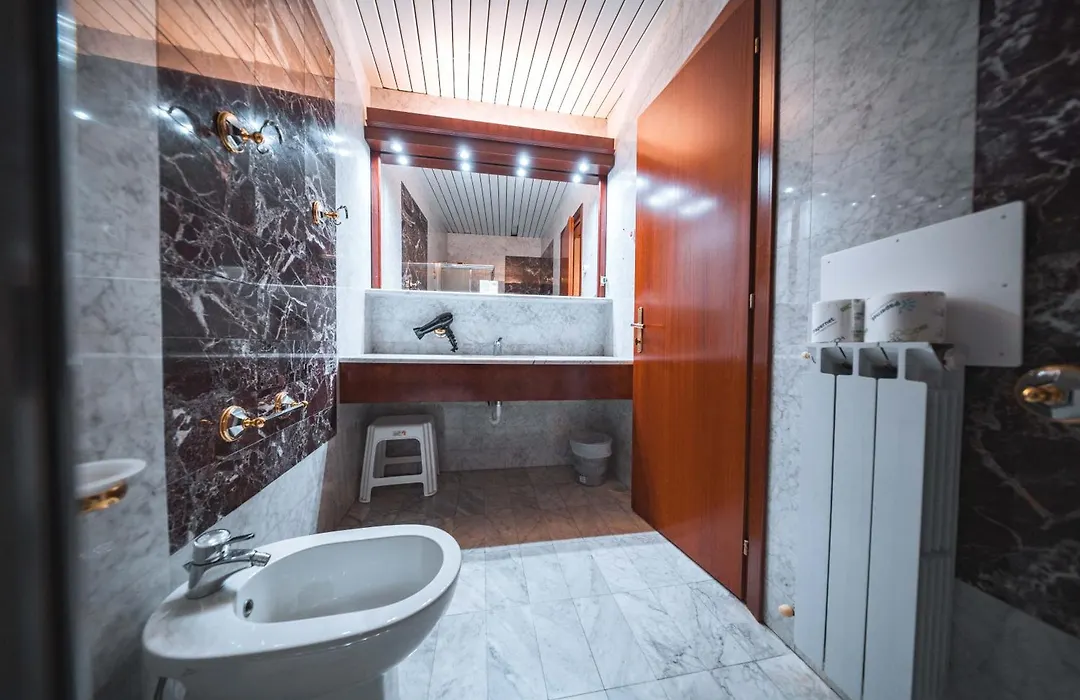 Hotel Miro'-1