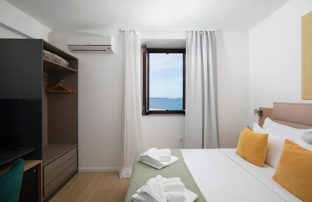 Hotel Marina-1