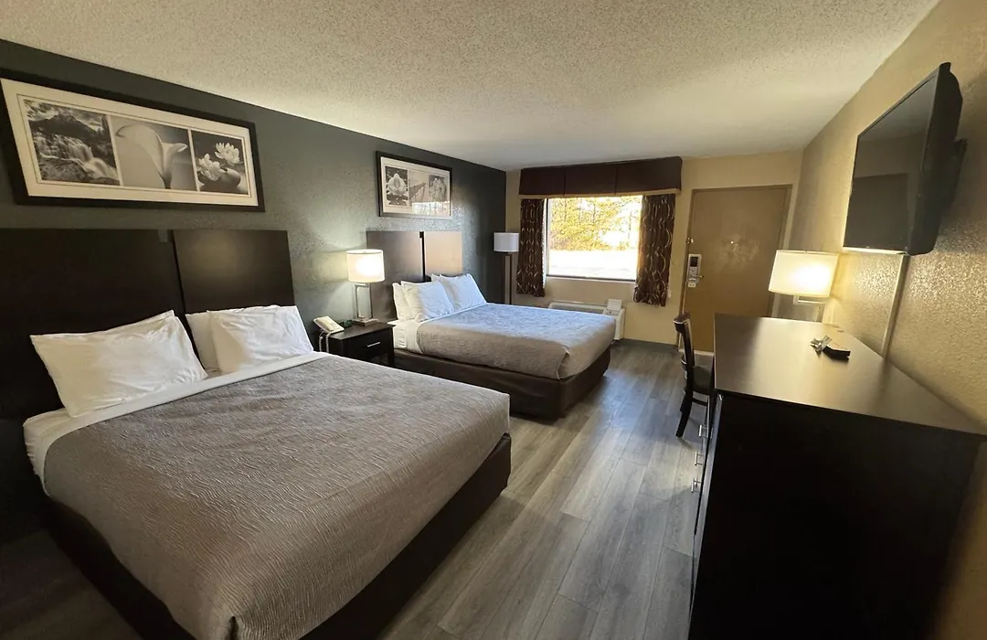 Quality Inn Kenly I-95-1