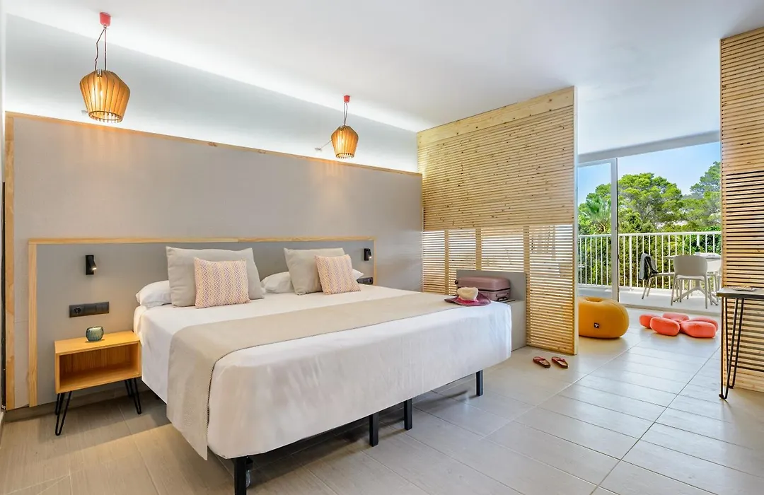 Hotel Vibra Cala Tarida-3Sup-1