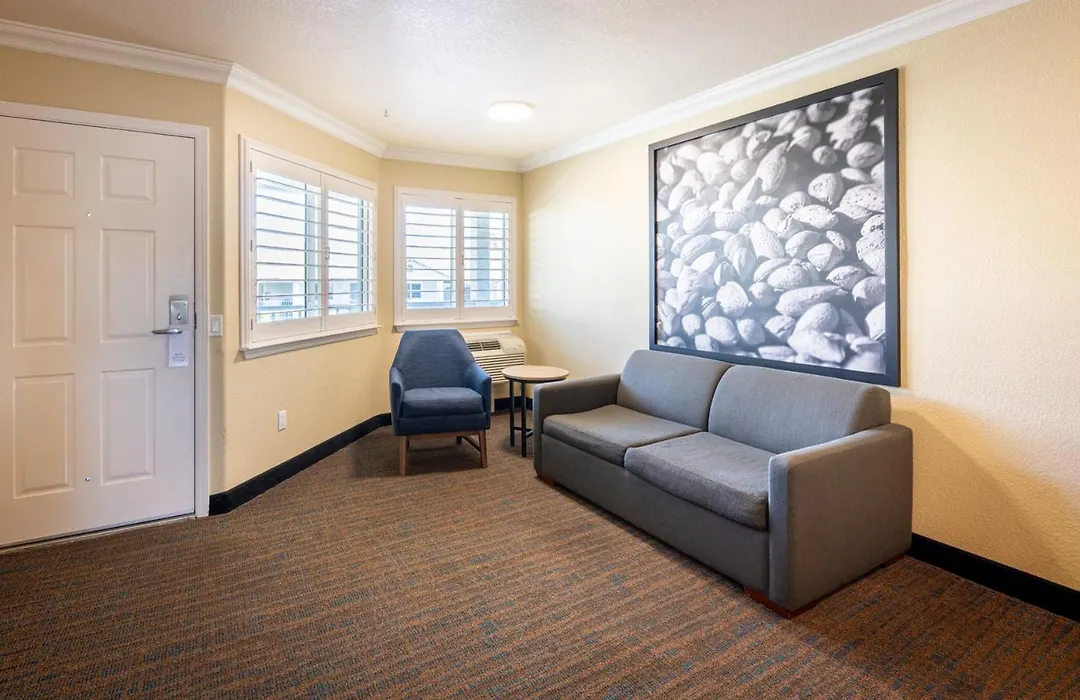 Cayucos Beach Inn-1