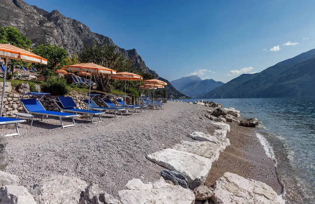 Hotel Lido Lakefront-1