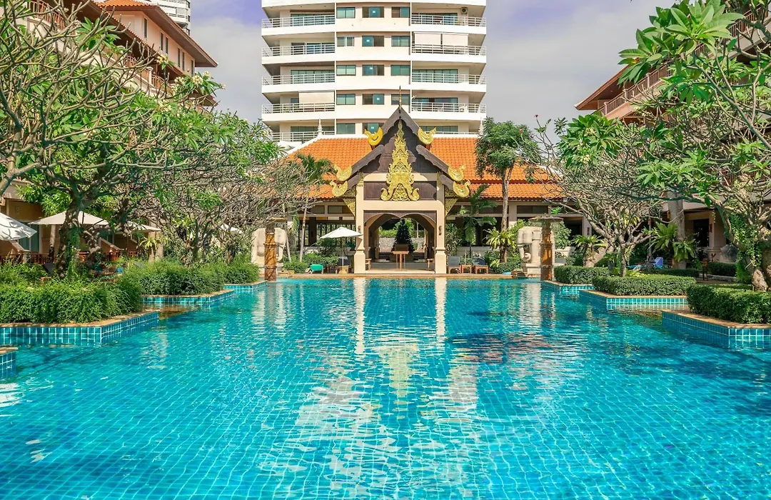 Avalon Beach Resort Pattaya-1