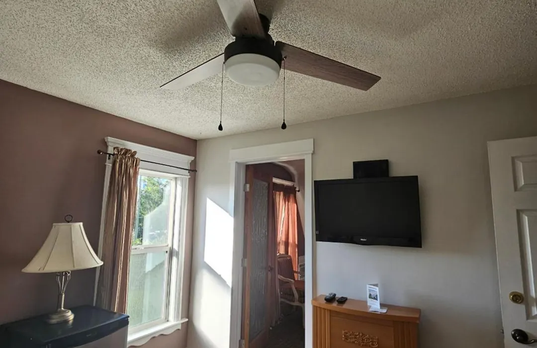 Heartwood Inn-1