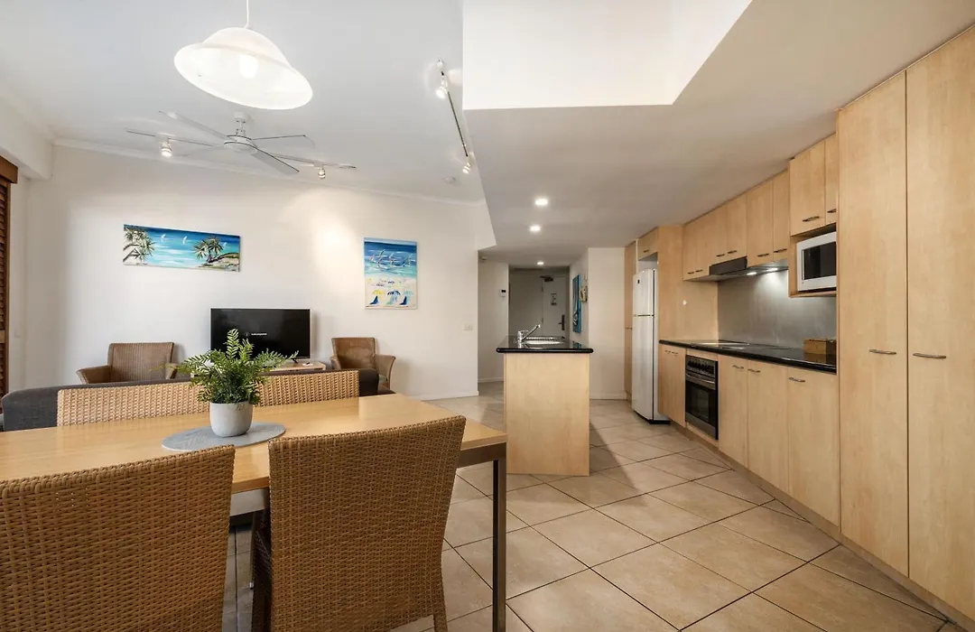 Rolling Surf Resort-1