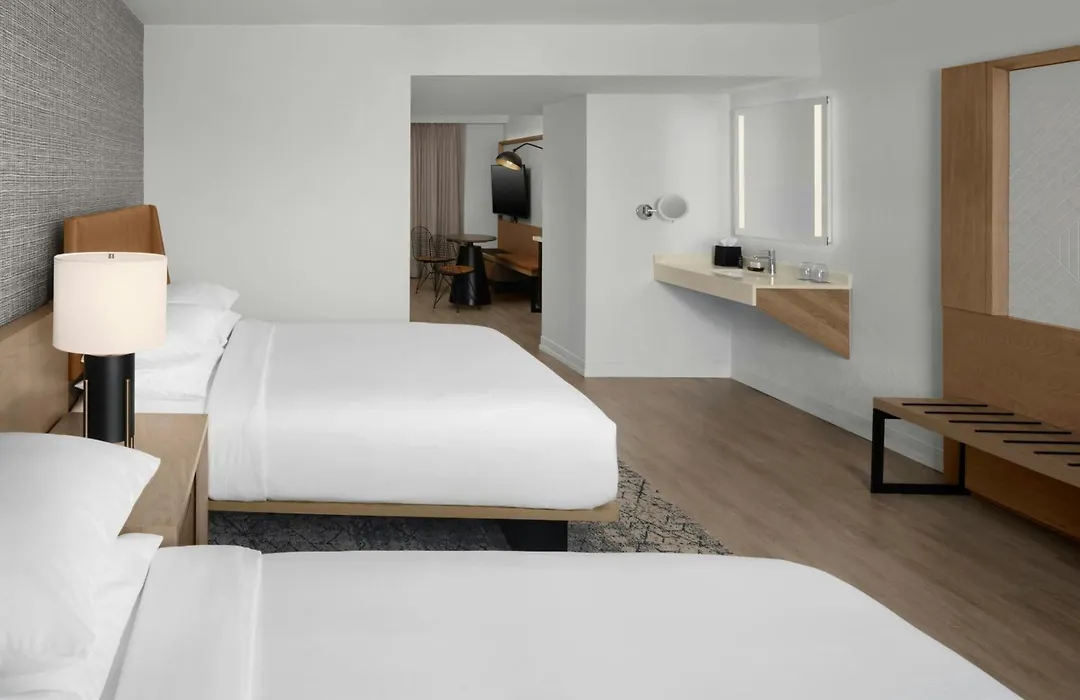 Sheraton Suites Fort Lauderdale At Cypress Creek-1