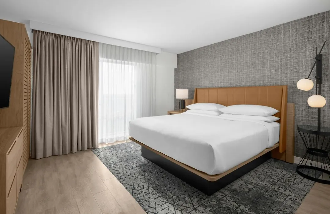 Sheraton Suites Fort Lauderdale At Cypress Creek-1