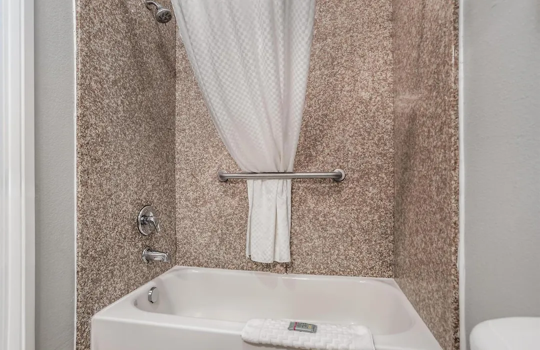 Best Western Wakulla Inn & Suites-1