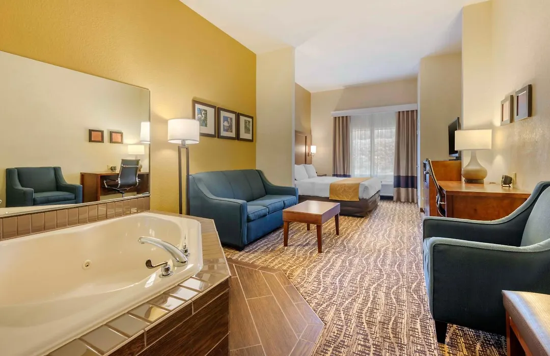 Comfort Suites Lady Lake - The Villages-1