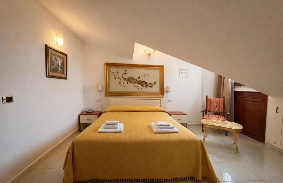 Euro Hotel Iglesias-1